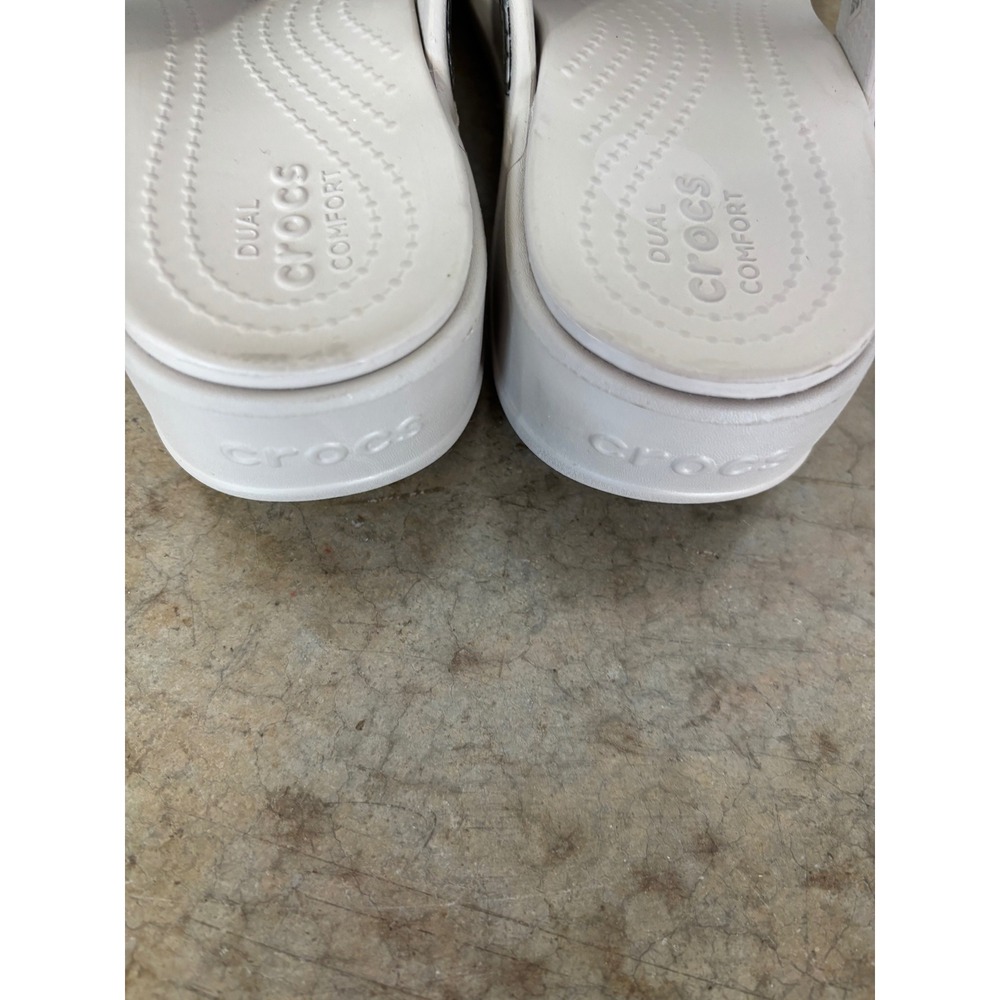 Crocs Capri V Metallic Texture Sandals White Silver Snakeskin Flip Flops Size 8 - Picture 5 of 8